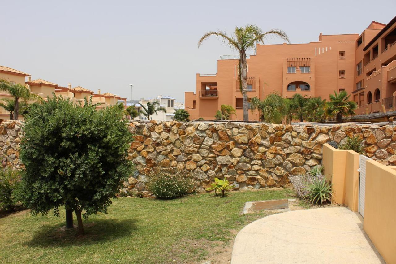 Los Lances Tarifa - Piscina Y Patio Экстерьер фото