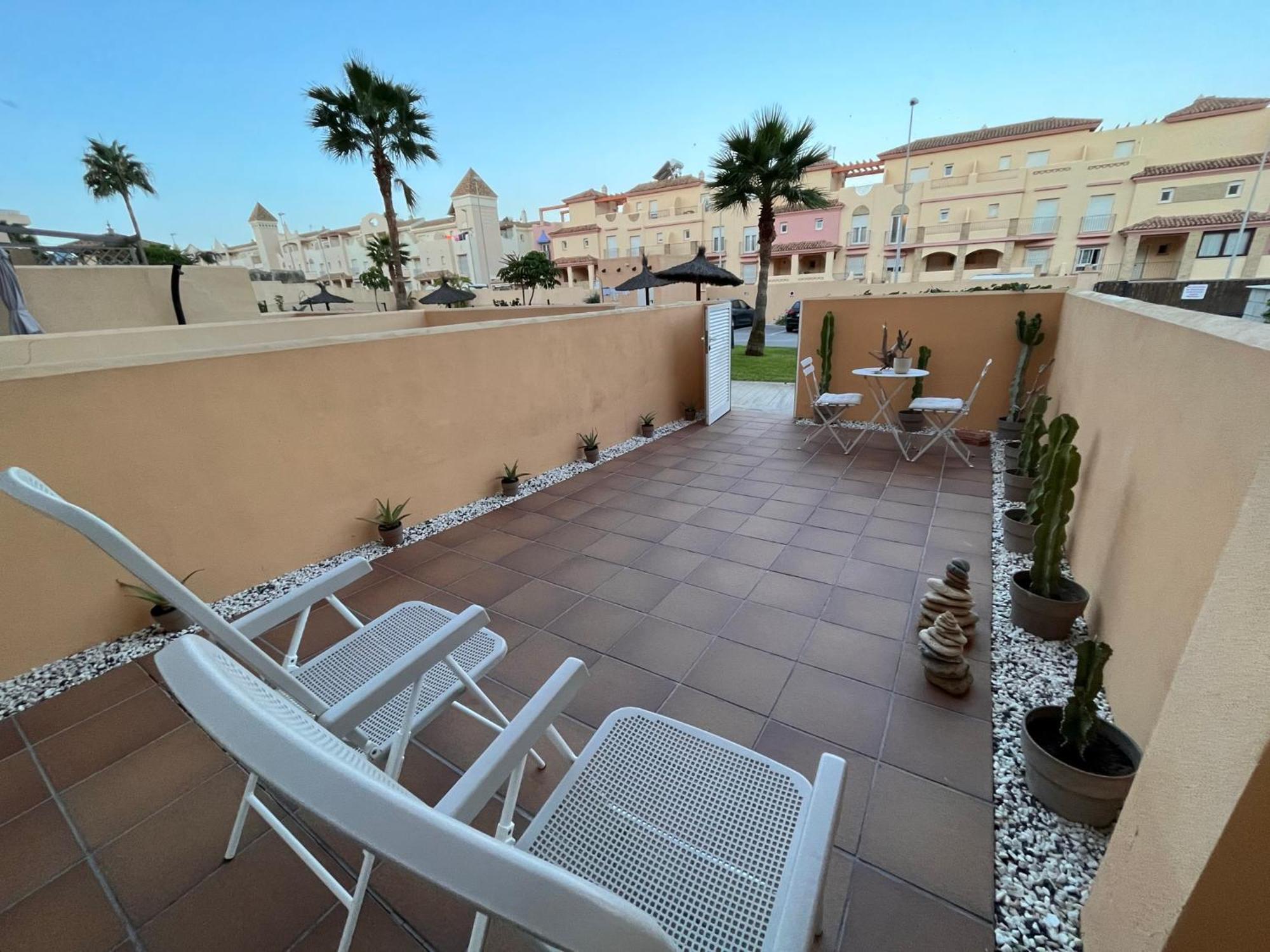 Los Lances Tarifa - Piscina Y Patio Экстерьер фото